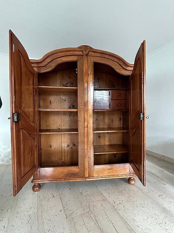 Schränke: Armoire vintage  – Gebraucht aus Montreux von dan_g5wm 1