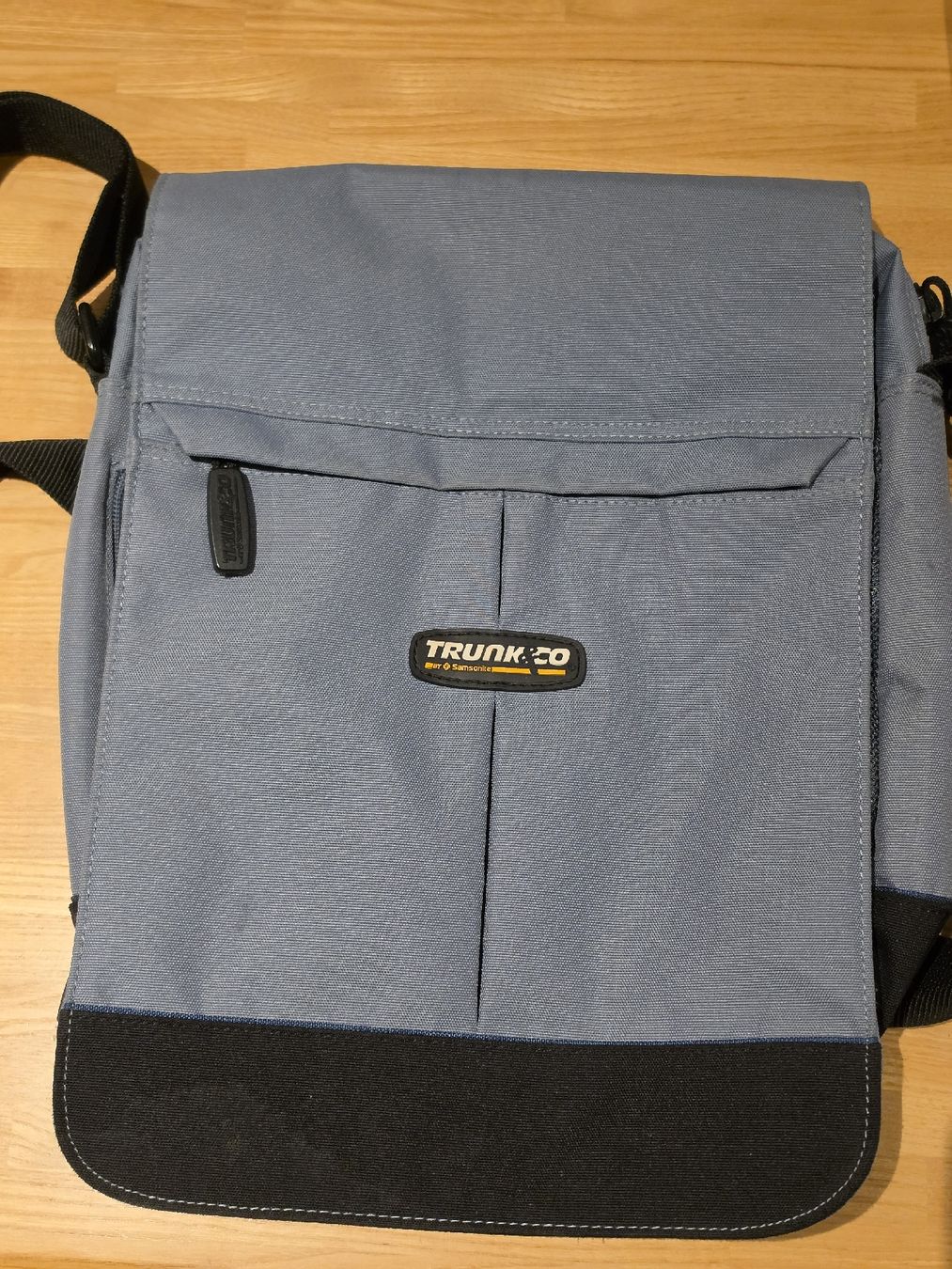 Samsonite Borse: Samsonite Umhängetasche  – Usato da Hettiswil venduto da cam_yg6n