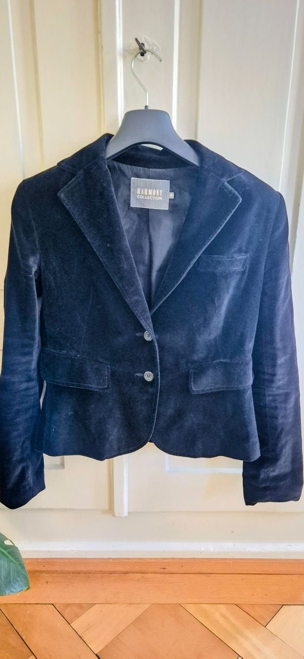 Giacche: Schwarzer Samt Blazer von Harmony Collection, Gr. 38 – Usato da St. Gallen venduto da Mar_cx6m