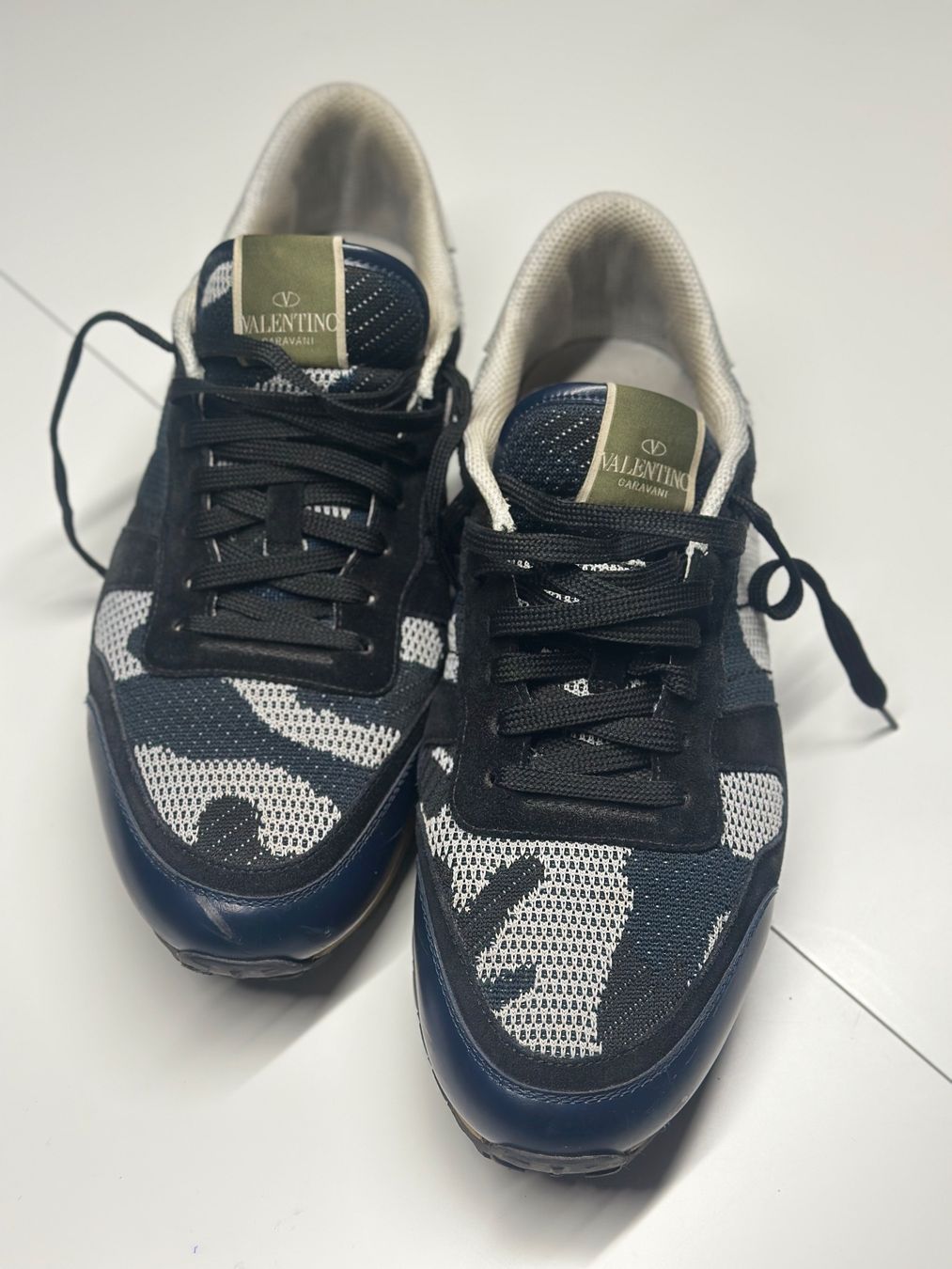 Valentino Herrenschuhe: Valentino Garavani Sneaker, Gr. 44 – Gebraucht aus Andelfingen von Alex8185