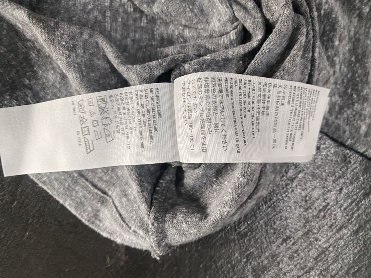 Hollister T-shirt: T Shirt von Hollister grau – Usato da Chur venduto da simhofstr 4