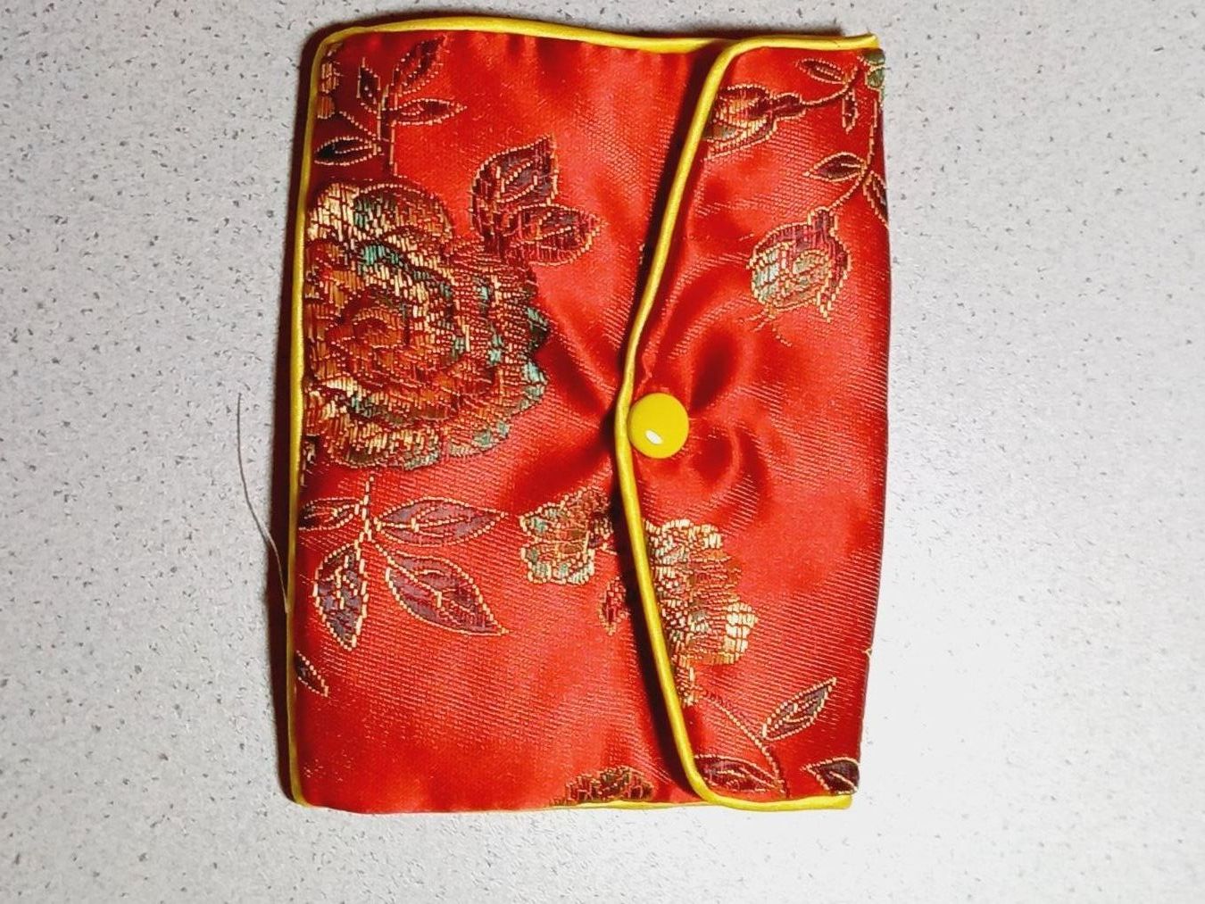 Taschen: China Seiden Schmuck Tasche 12x10cm – Neu und originalverpackt aus Winistorf von acreativ4