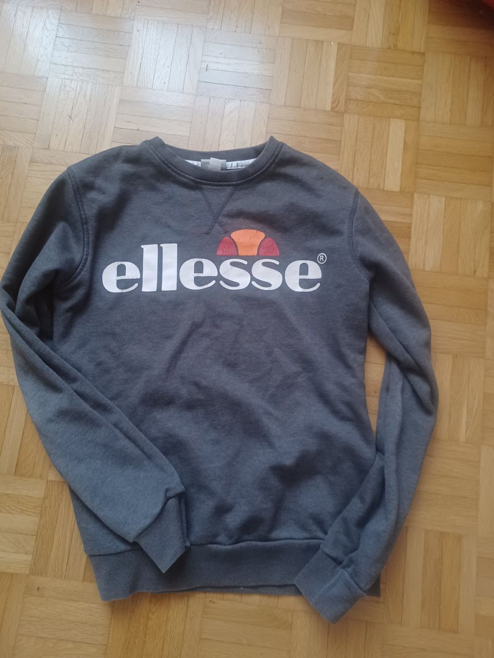 Ellesse Maglioni & Felpe: Ellesse Pullover, Grau,Grösse S – Usato da Zürich venduto da Grancanaria