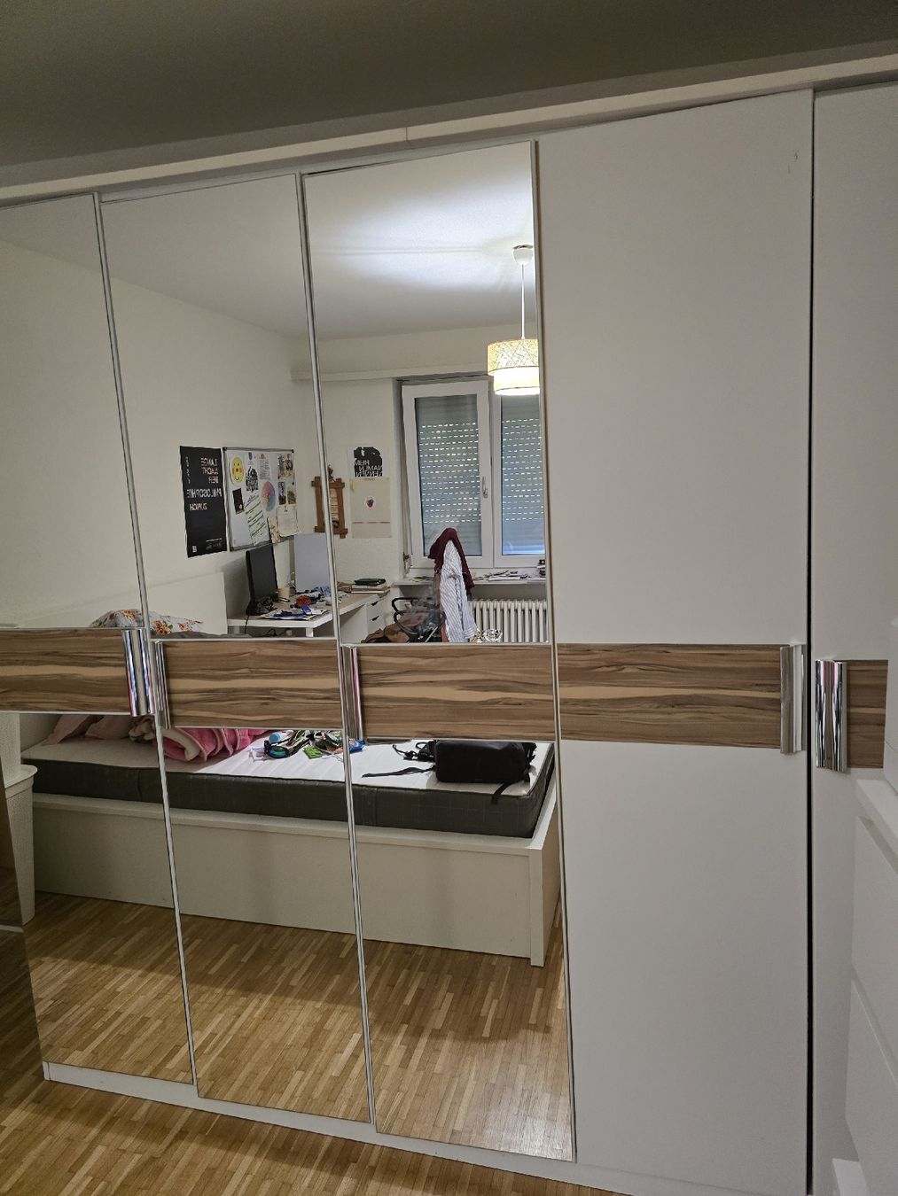 Armadi: Kleiderschrank – Usato da Winterthur venduto da Peykk