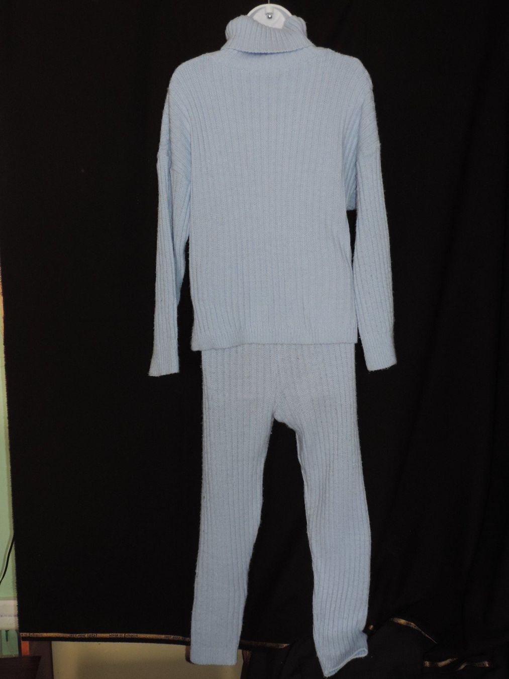 Lotti di vestiti: ensemble tricot bleu – Usato da Genève venduto da Axelle333 3
