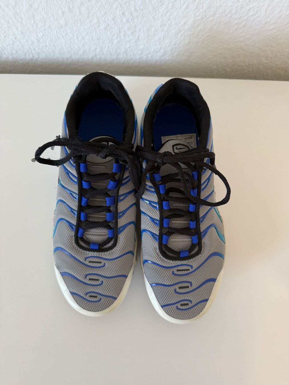 Nike Scarpe da donna: Nike Air Max TN Plus – Grau / Blau – Usato da Langenthal venduto da Mupho8 2