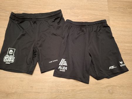 2x Sportshorts 