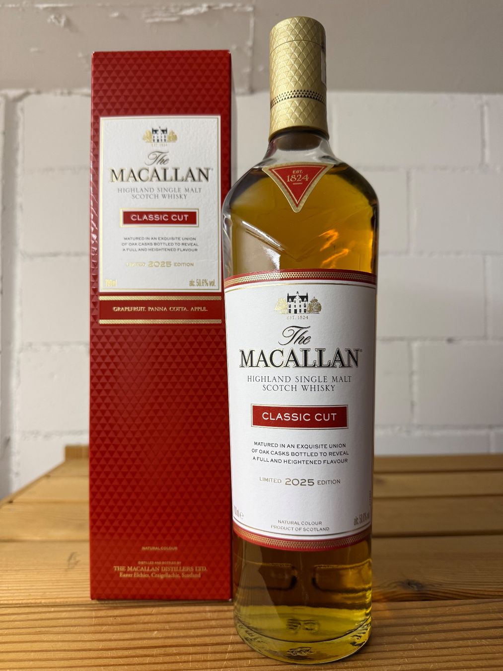 Macallan Spirituosen: Macallan Classic Cut 2025, 50,6% Vol. 0.7l – Neu und originalverpackt aus Wiesendangen von whiskyandwine