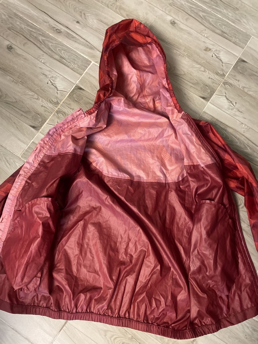 Decathlon Jacken: Neuwertige packable Quechua Regenjacke Gr.151/160 – Neu (gemäss Beschreibung) aus Obergerlafingen von cabo5 2