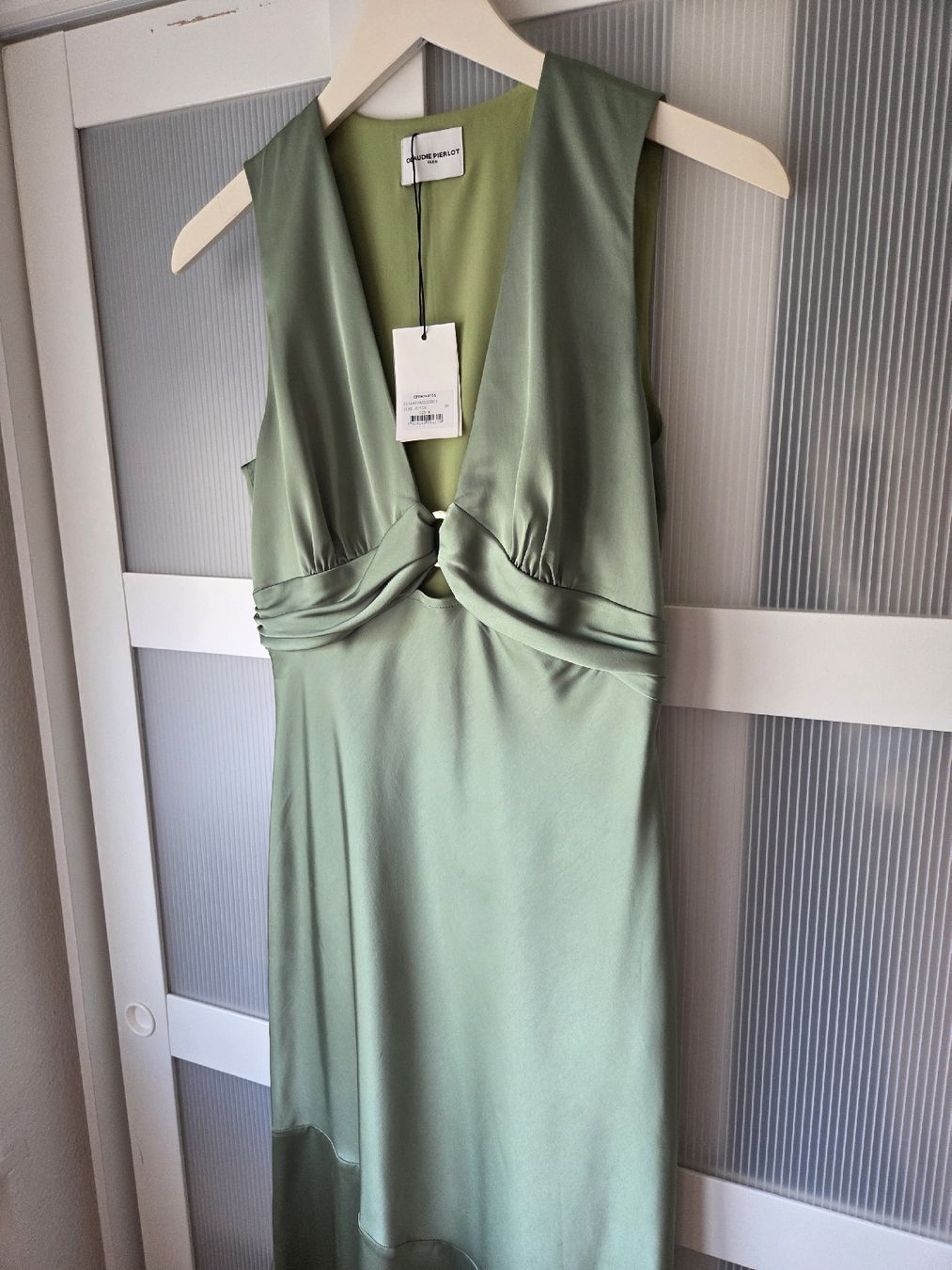 Claudie Pierlot Kleider: Claudie Pierlot robe – Neu (gemäss Beschreibung) aus Lausanne von fashionistagirlie