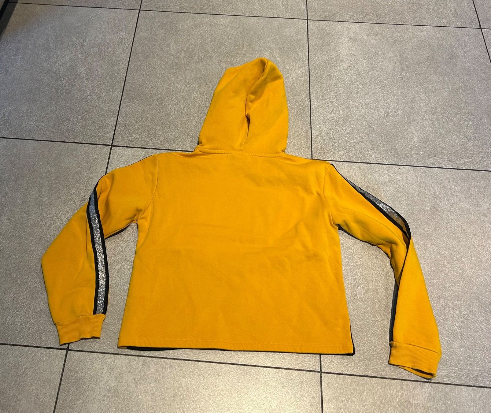 C&A Maglioni & Felpe: Pull NASA avec capuche  gr.158 - 164 – Nuovo (secondo la descrizione) da Arbedo venduto da nadia1973 2