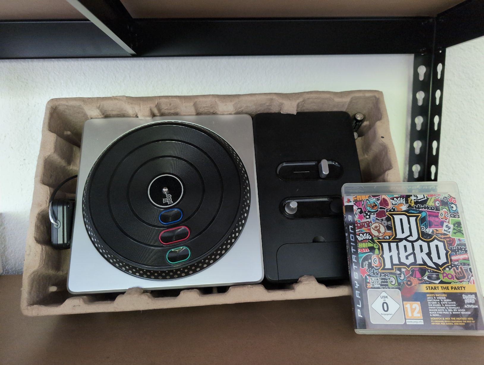 Sony Spiele: PS3 Jeu DJ Hero 2 avec platine Turntable,  – Neu (gemäss Beschreibung) aus Fontainemelon von Amael01 3