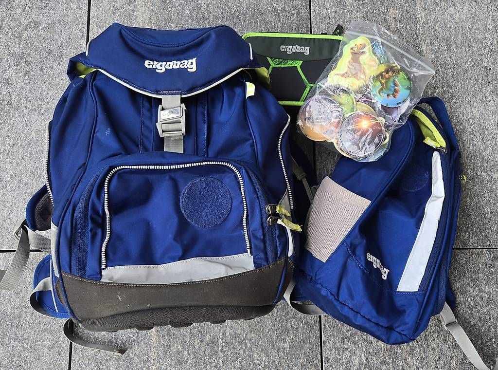 Ergobag Borse & Zaini: Ergobag Schülerthek-Set – Usato da Hettlingen venduto da Judihuii