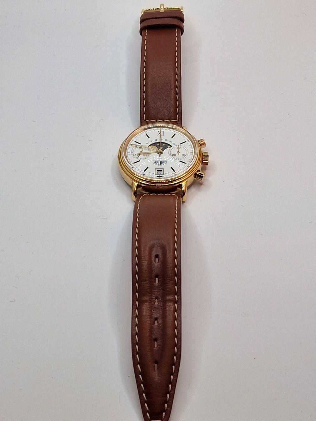 Tag Heuer Uhren: Heuer Chronograph Mondphase - Handaufzug – Gebraucht aus Wildberg von Reunionevents 1