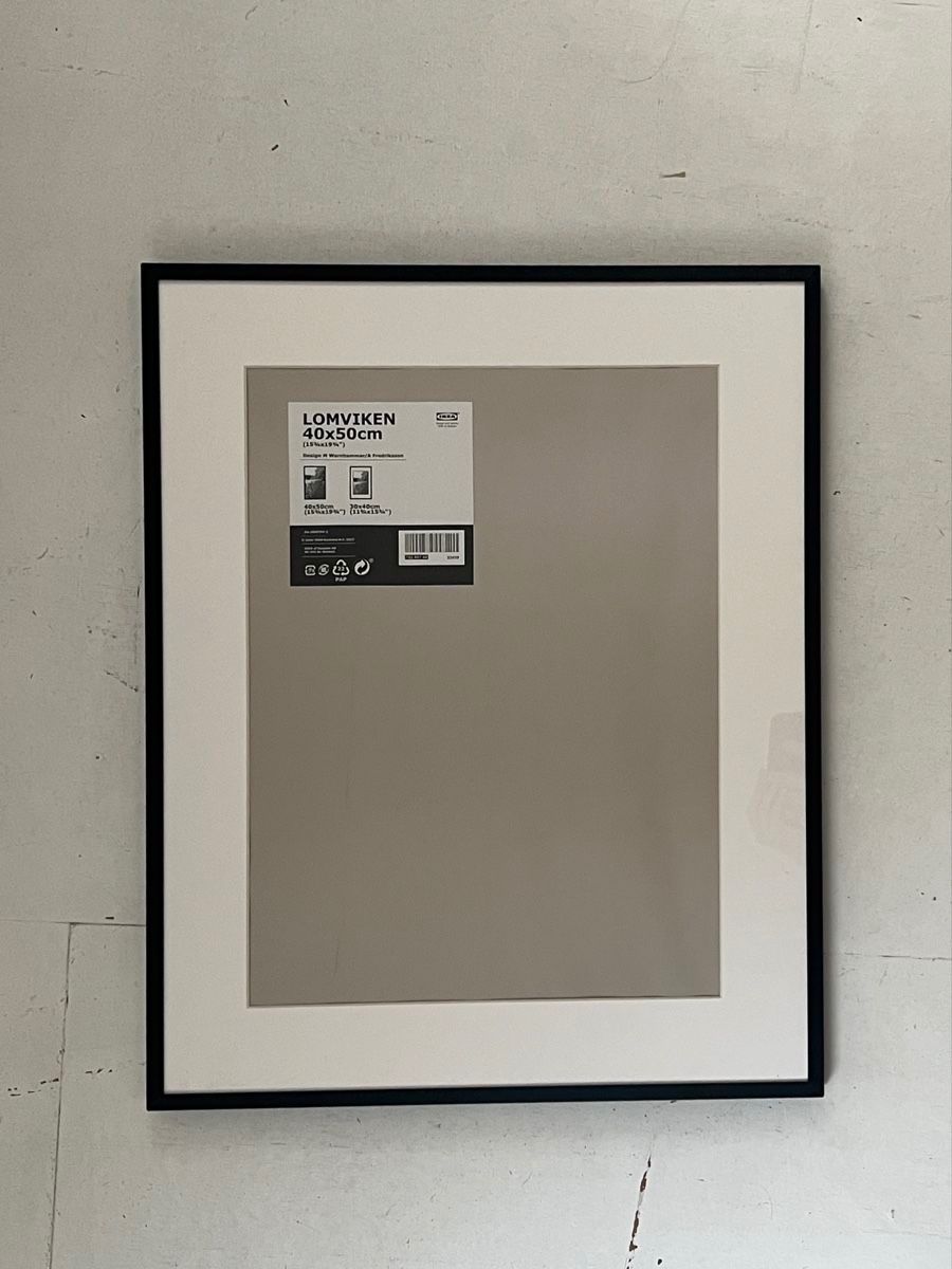 Ikea Cornici: Bilderrahmen IKEA Lomviken 40x50 cm – Usato da Zürich venduto da flelisa