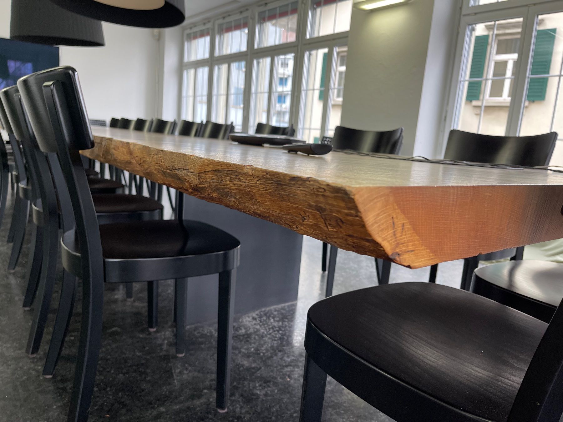 Horgen Glarus Sedie: 22 Horgen Glarus Stühle im Set – Usato da Cham venduto da wasudami