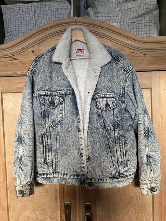 Vintage Levi's Jeans Jacke, gefüttert, Grösse M, Top!