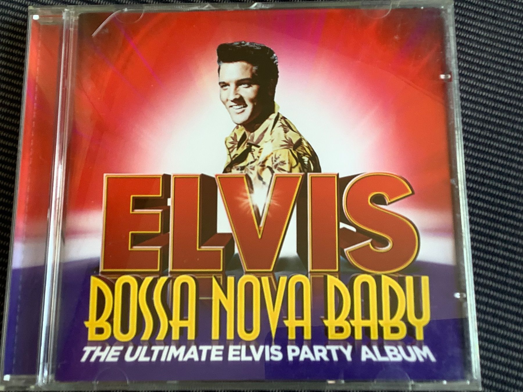 CD: Elvis * Bossa Nova Baby – Usato da herzogenbuchsee venduto da HIFIANER