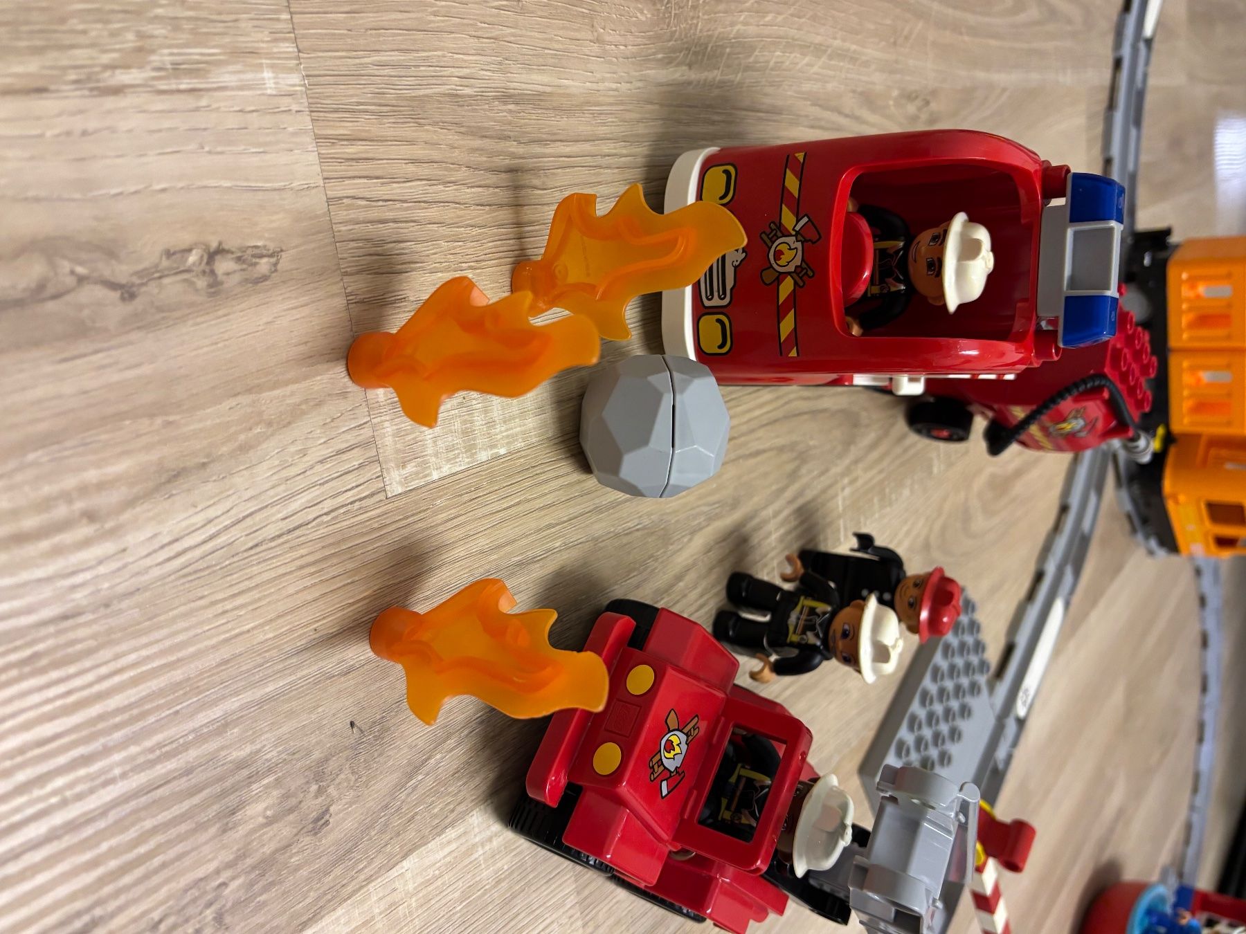 Lego Spielzeuge: 2 Kisten voller Lego Duplo – Gebraucht aus Zunzgen von Sabrina83f 4
