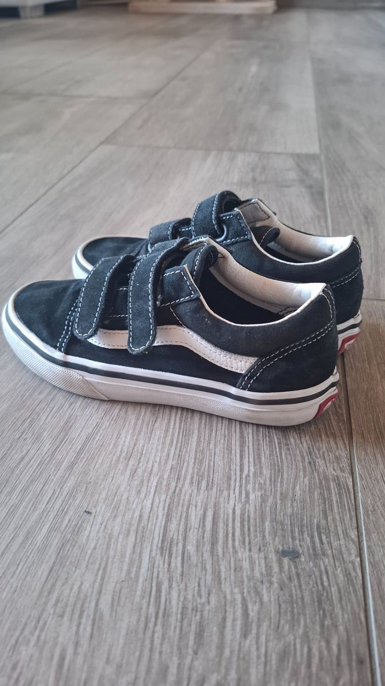 Vans Schuhe für Jungen: Vans Gr 31 – Gebraucht aus Schönenberg TG von Jenny25. 1
