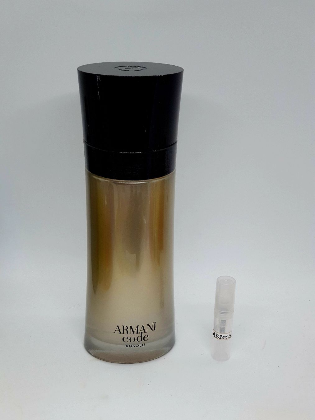 Armani Profumi & Eau de Toilette: 2 ml ARMANI CODE ABSOLU ABFÜLLUNG – Nuovo (secondo la descrizione) da St. Gallen venduto da CaliSunshine
