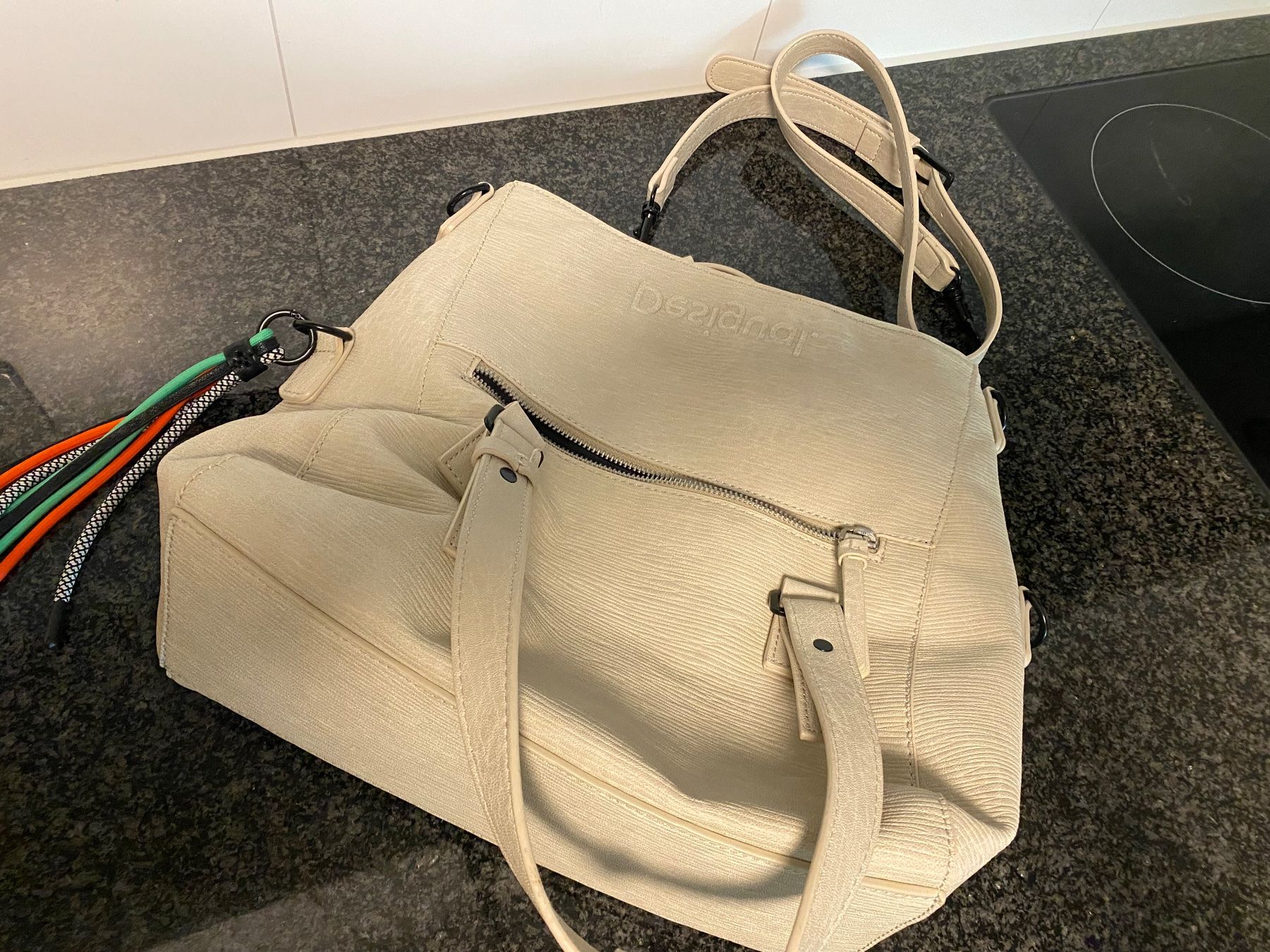 Desigual Borse da donna: Handtasche Desigual Defekt – Difettoso da Bösingen venduto da Trigusik