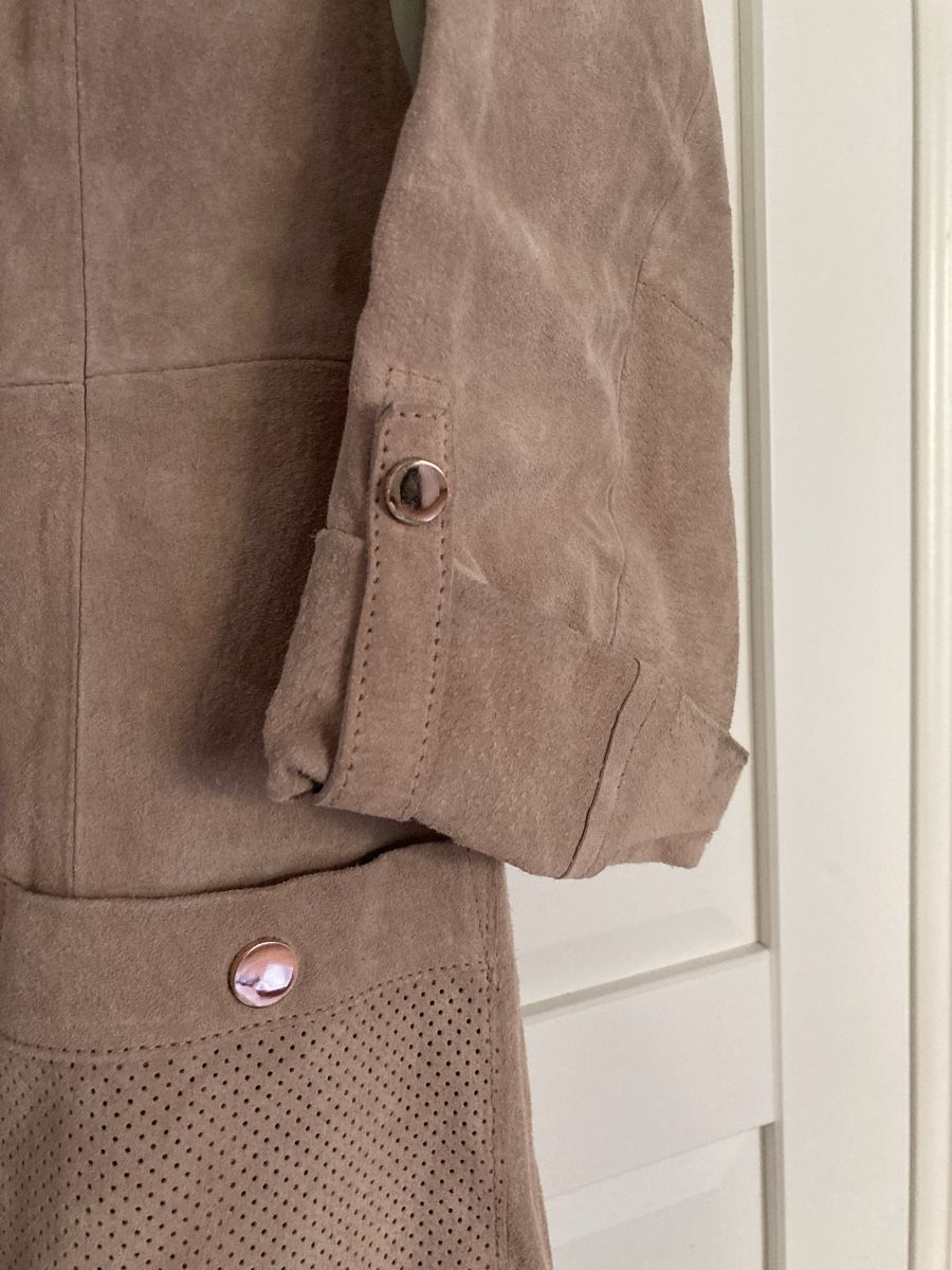 Giacche: Beige Wildlederjacke, Größe 38 – Usato da Zäziwil venduto da kbr_jd95 5