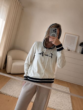 Liu Jo hoodie, size M, beige with black stripes. Cool!