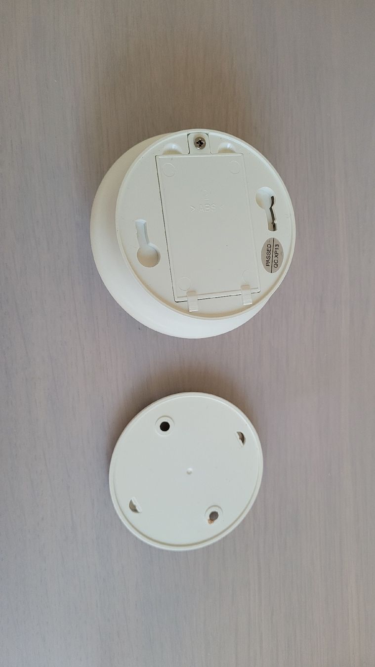 Lampade: Lampe Bewegungsautomatik – Usato da Uster venduto da 13smiley13 4