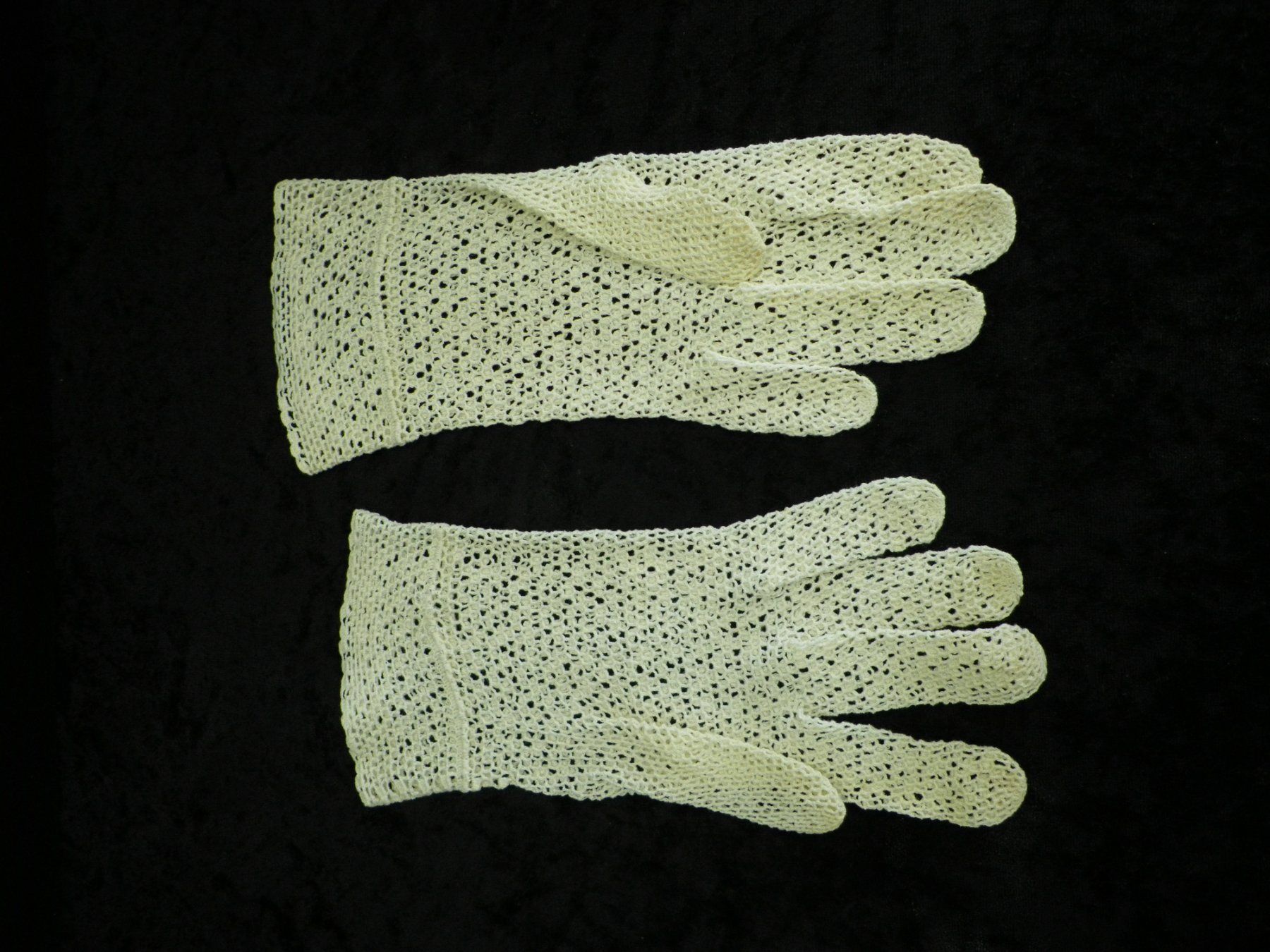 Guanti & manicotti: Vintage / Rockabilly Handschuhe – Usato da Reinach BL venduto da Annodomini