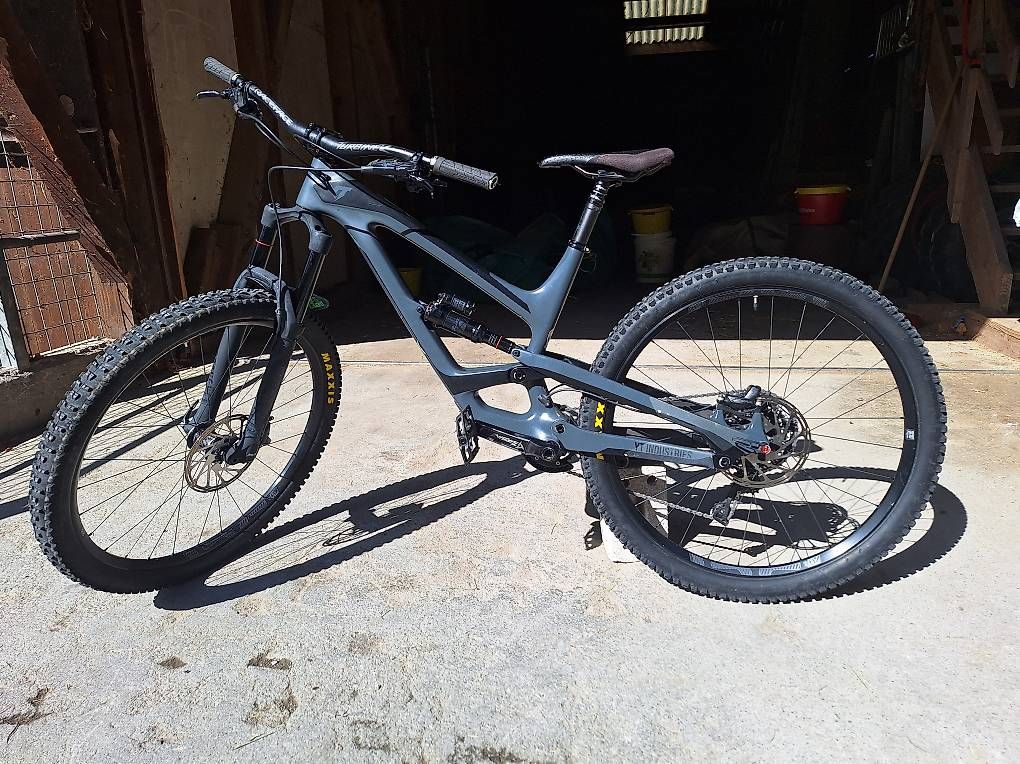 Velos: YT Capra CF 2018 – Gebraucht aus Malters von Mondesi