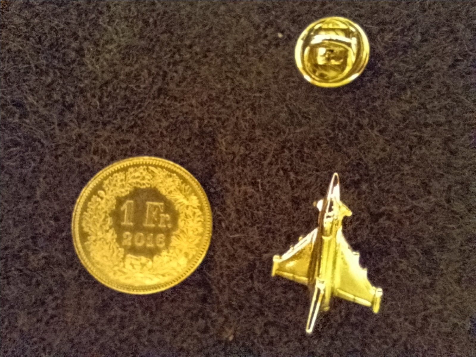 Placchette & Badge: Pin "Eurofighter" – Usato da Aubonne venduto da jpiteira