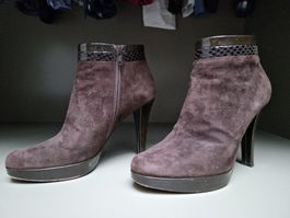 Bruno Magli suede booties 37