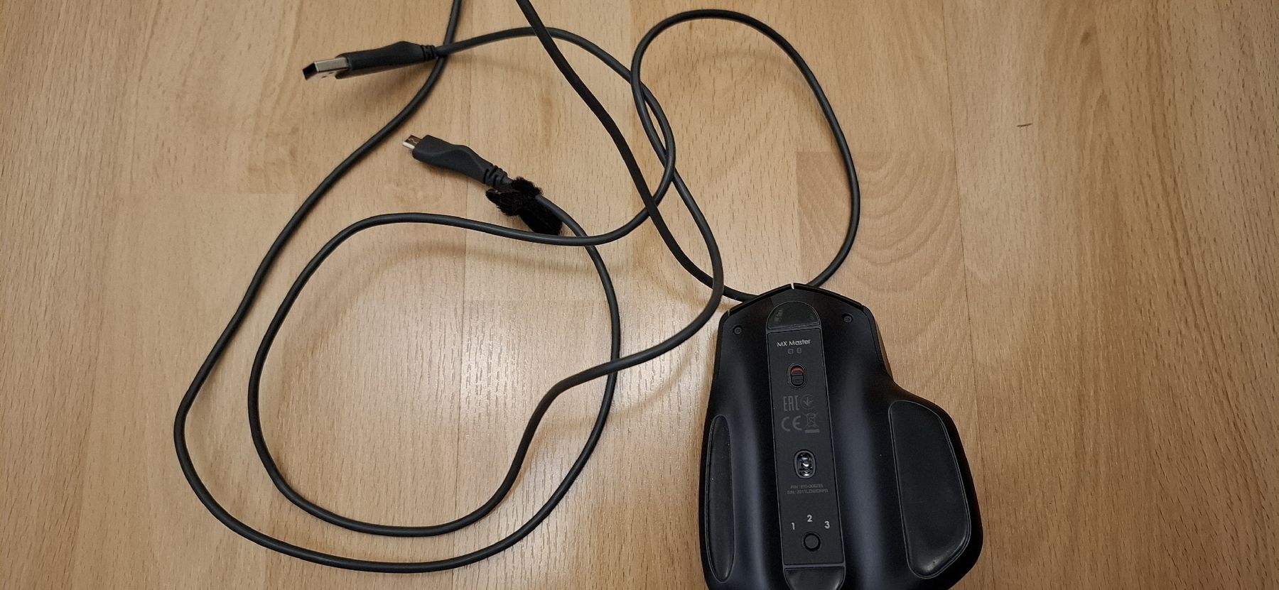 Logitech Claviers: Logitech K 800 Versand+Verpackung – D'occasion à Chur par Giffa-04-06 4