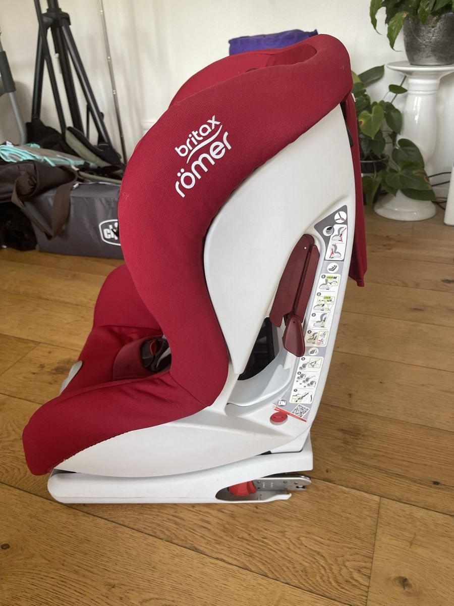 Britax Römer Seggiolini per auto: Kinder Autositz – Usato da Jona venduto da Nathalie.G 1