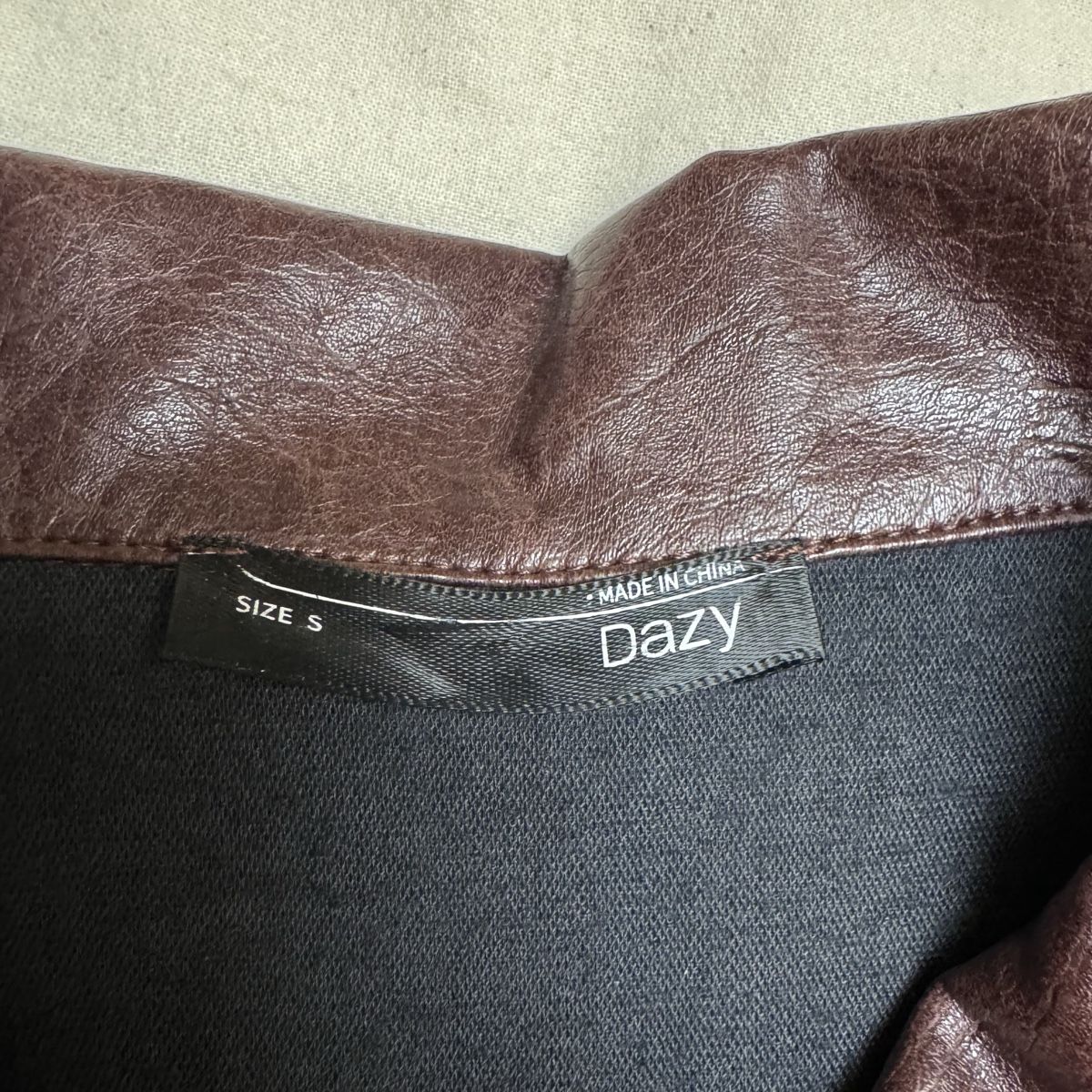 Shein Giacche: Bordeaux Lederjacke Noname – Usato da Sissach venduto da jameliagr 3