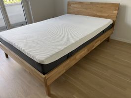 Lit en chêne 140x200 avec sommier et matelas Emma