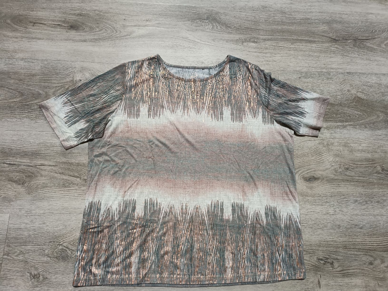 T-shirt: Schönes Shirt 50 – Usato da Bätterkinden venduto da Elefantenzoo