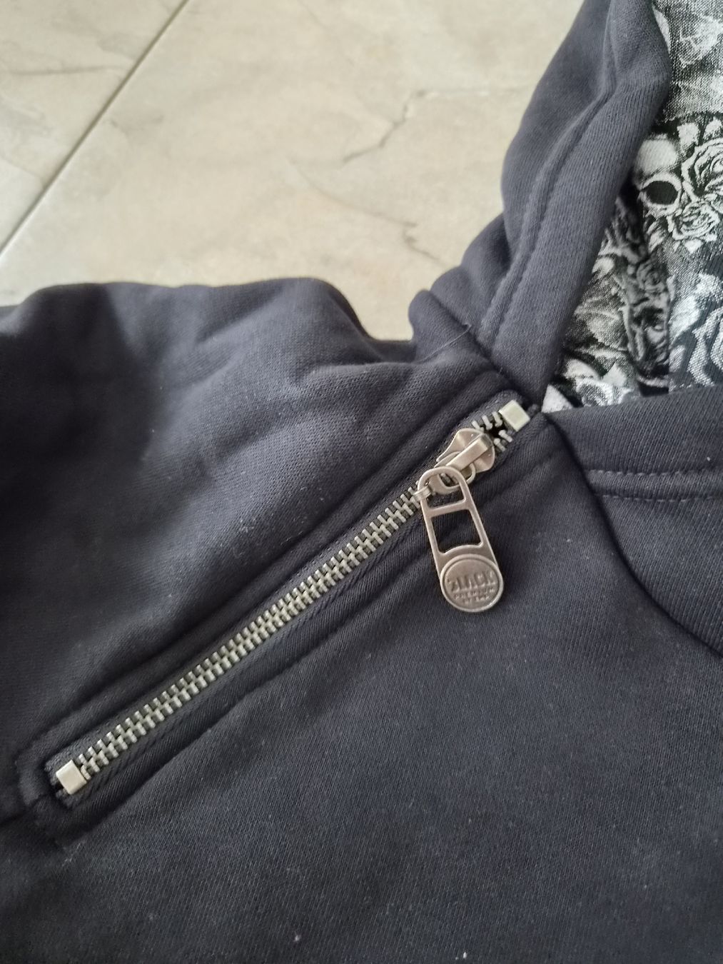 Pullover & Sweatshirts: Pullover Black Premium by EMP Grösse L, Totenköpfe – Neu (gemäss Beschreibung) aus Niederrohrdorf von Miripfiri 2