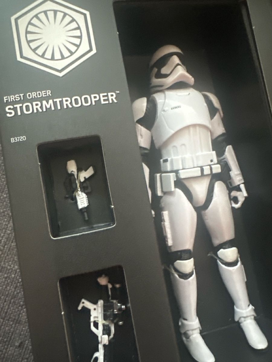 Star Wars Statuette: STAR WARS STORMTROOPER Black Series – Nuovo (secondo la descrizione) da Bern venduto da Sunne2003 3