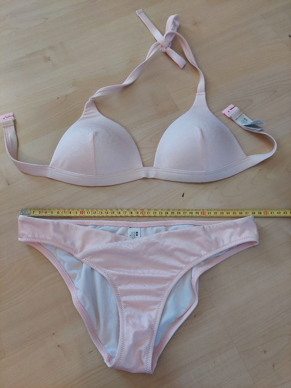 Badekleider & Bikinis: Bikini rosa Grösse M – Gebraucht aus Gränichen von JaelRoost