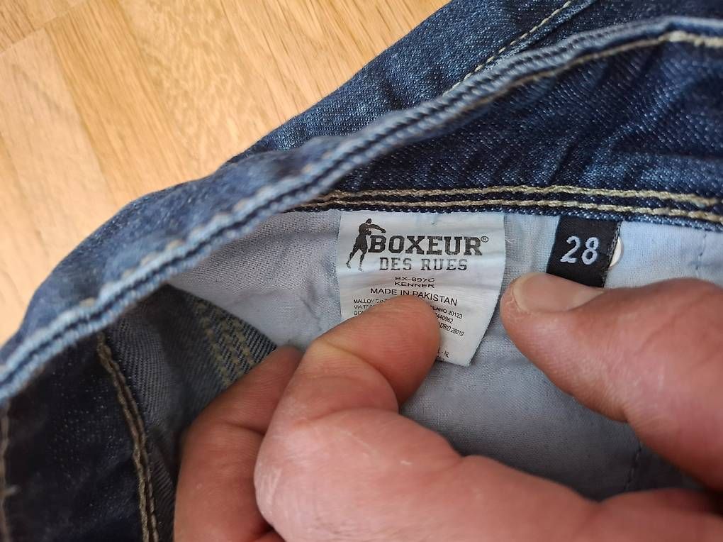 Jeans: Jeans-Shorts Boxeur des Rues  – Usato da Niederuzwil venduto da Liberatopixel 3