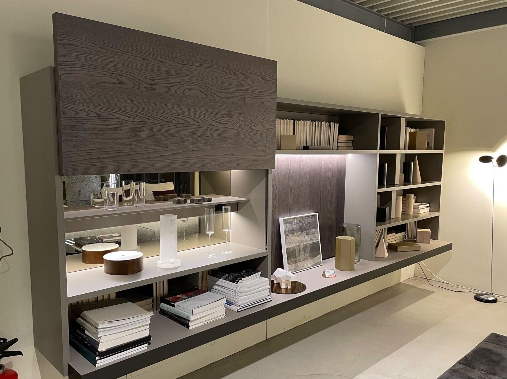Molteni Scaffali: Molteni 505 Wohnwandkombination – Usato da Grenchen venduto da sigi-f. 1