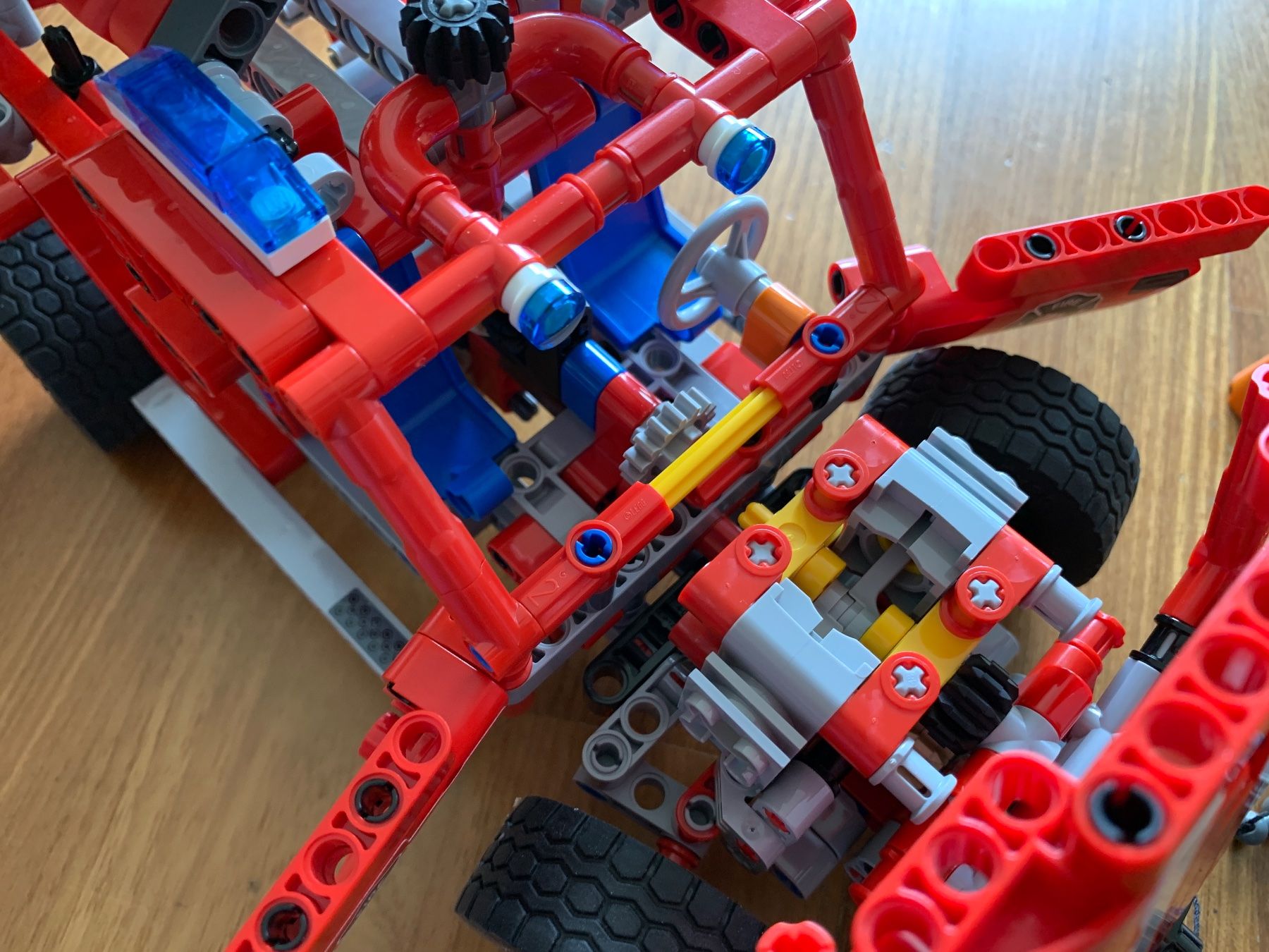 Lego Giocattoli: LEGO Technic First Responder Nr. 42075 / 2 in 1 – Usato da Edlibach venduto da RUW19 6