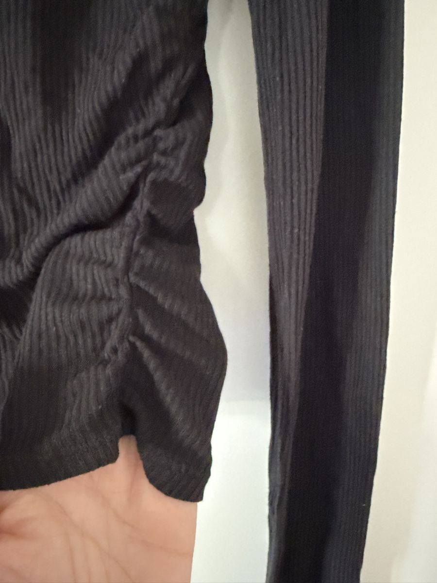 Alo Yoga Tops: Alo Yoga top long sleeves – Gebraucht aus Zürich von ajoaxyz 5