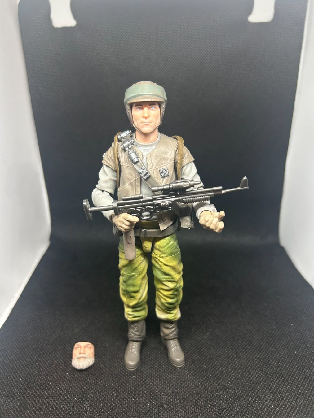 Star Wars Statuette: Star Wars Action Figure vintage - Rebel Commando – Usato da Lausanne venduto da Retro-geek