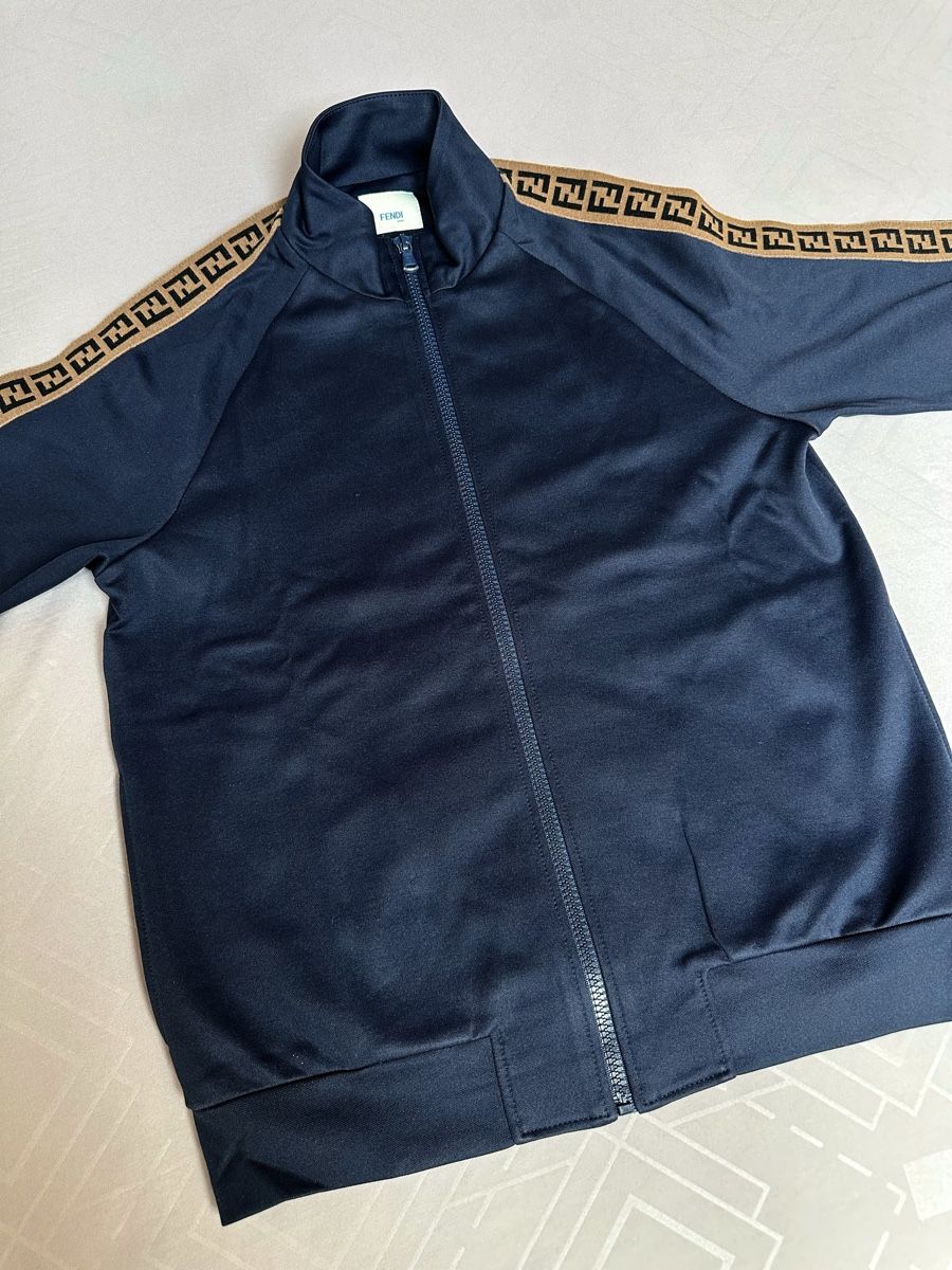 Fendi Giacche: Fendi Kids Jacket. Size 12. Blue. – Usato da Spreitenbach venduto da Wa-C789 1