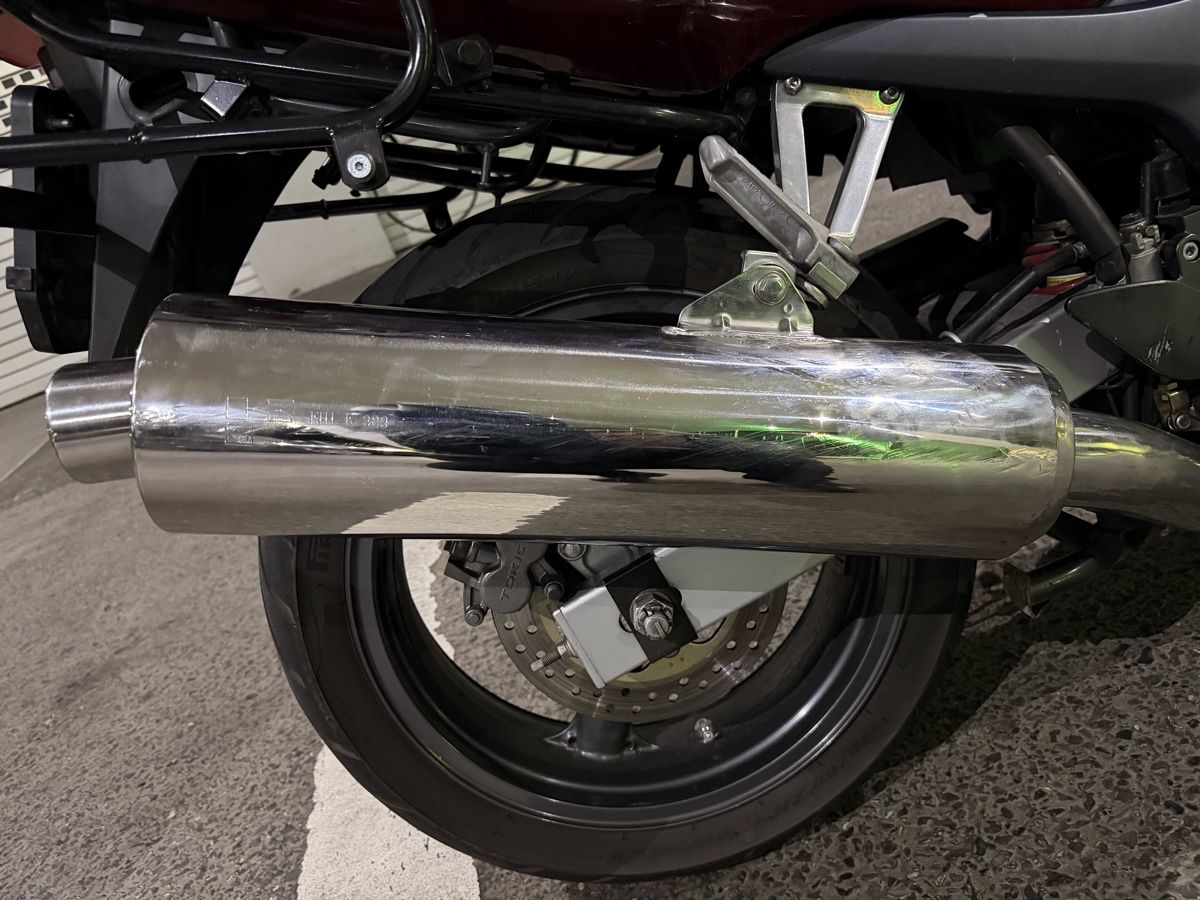 Kawasaki Strasse: Kawasaki ZR 7 mit MFK – Gebraucht aus Basel von Brolo.tv 4
