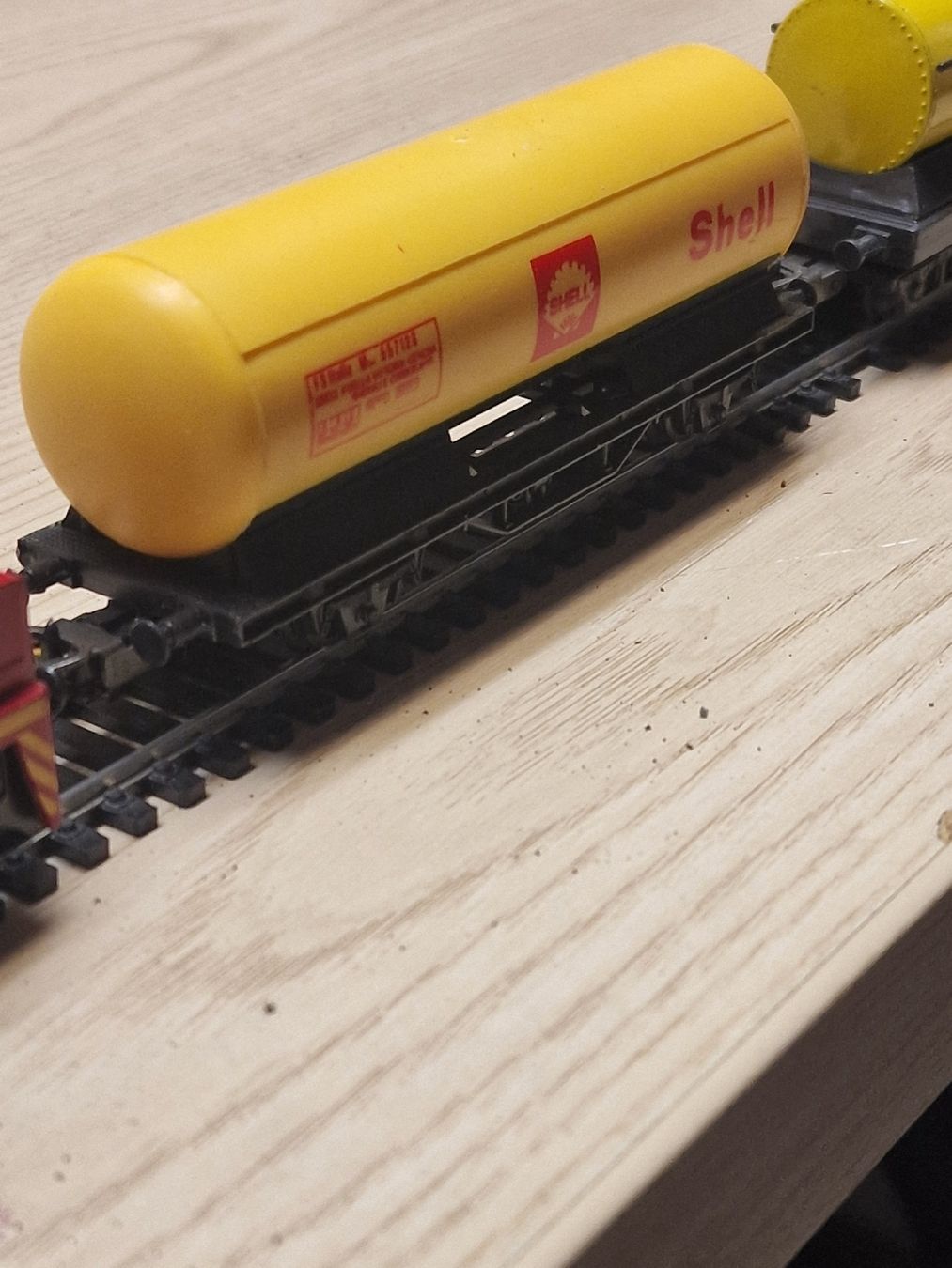 Lima Modellini di ferrovie: Modelleisenbahn lima Lokomotive mit Waggons  – Usato da Herzogenbuchsee venduto da ioa_zcm6 2