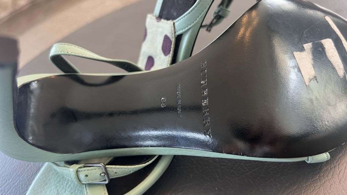 Burberry Scarpe da donna: Burberry Sandals size 38  – Nuovo (secondo la descrizione) da Freienbach venduto da cri_9kly 3